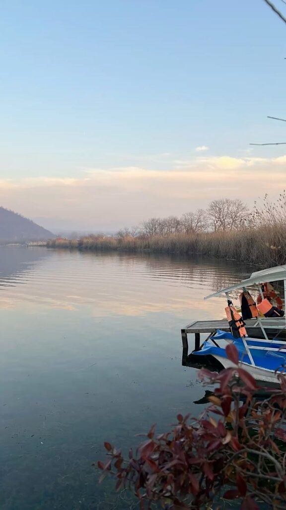 The Nohur Lake