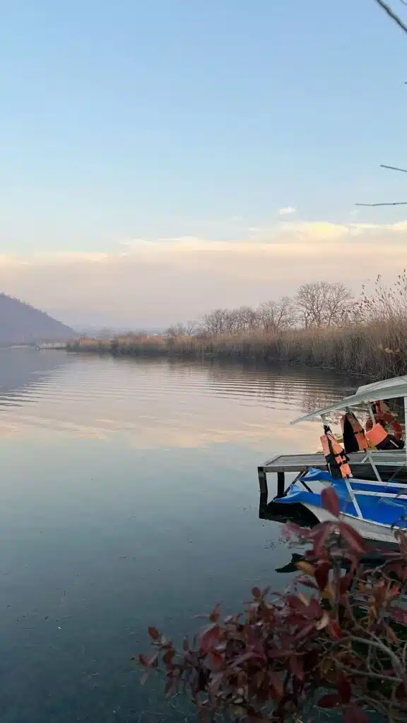 The Nohur Lake